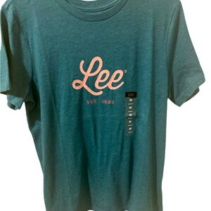 Lee women’s size medium turquoise tshirt NWT